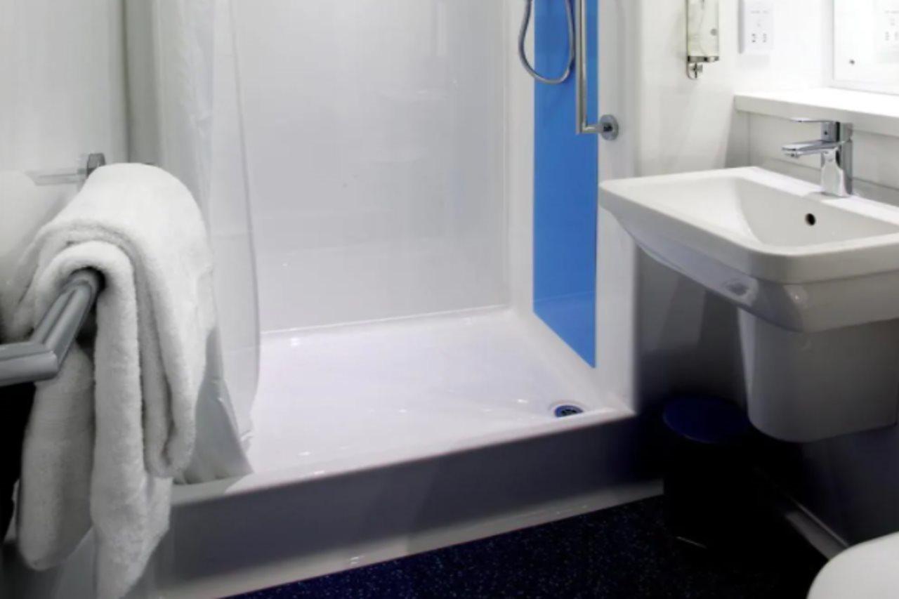 Travelodge Scarborough St Nicholas Exteriör bild