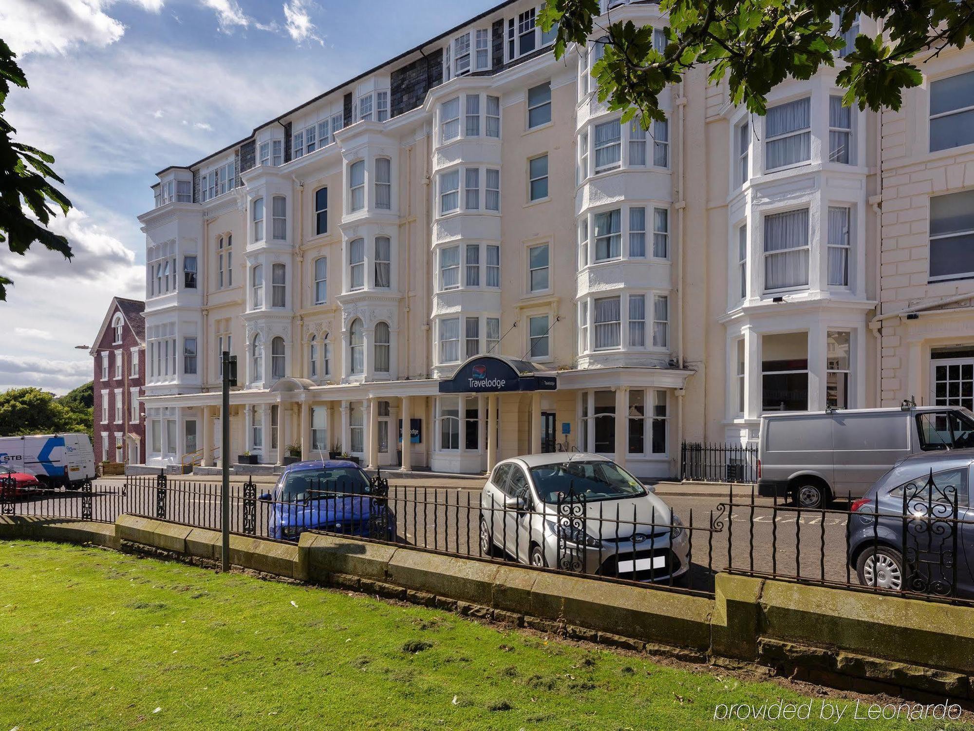 Travelodge Scarborough St Nicholas Exteriör bild